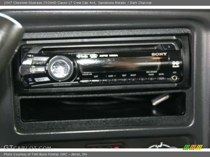 Sandstone Metallic / Dark Charcoal 2007 Chevrolet Silverado 2500HD Classic LT Crew Cab 4x4