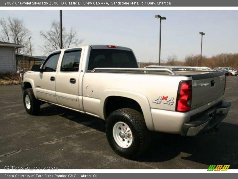 Sandstone Metallic / Dark Charcoal 2007 Chevrolet Silverado 2500HD Classic LT Crew Cab 4x4
