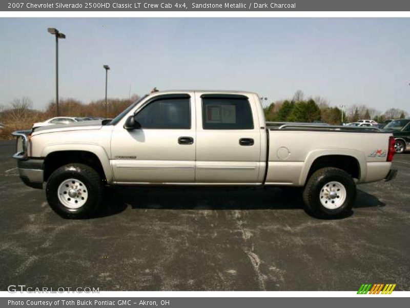 Sandstone Metallic / Dark Charcoal 2007 Chevrolet Silverado 2500HD Classic LT Crew Cab 4x4