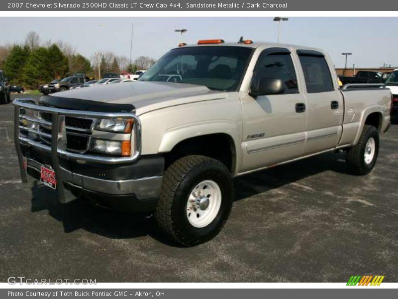 Sandstone Metallic / Dark Charcoal 2007 Chevrolet Silverado 2500HD Classic LT Crew Cab 4x4