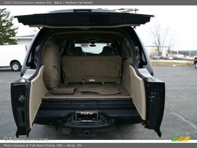 Black / Medium Parchment 2003 Ford Excursion Limited 4x4