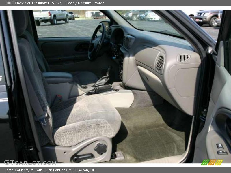 Black / Medium Pewter 2003 Chevrolet TrailBlazer LS 4x4