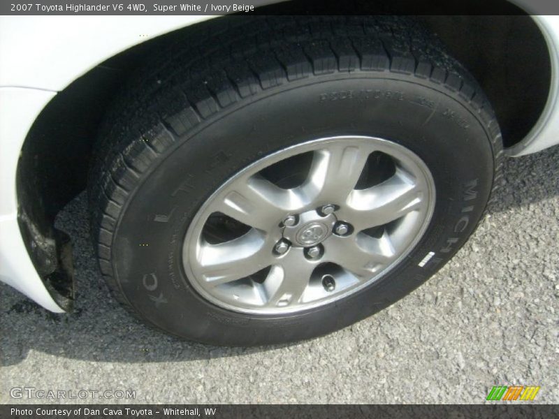 Super White / Ivory Beige 2007 Toyota Highlander V6 4WD