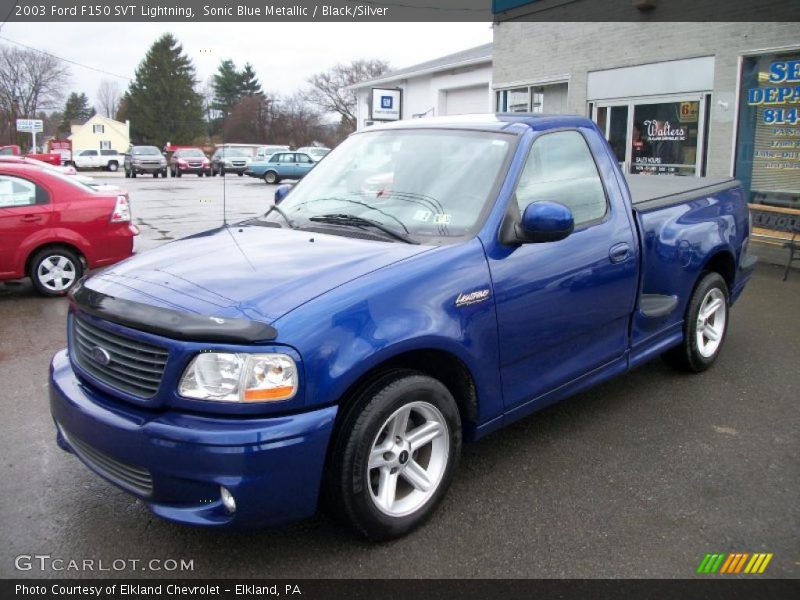 Front 3/4 View of 2003 F150 SVT Lightning