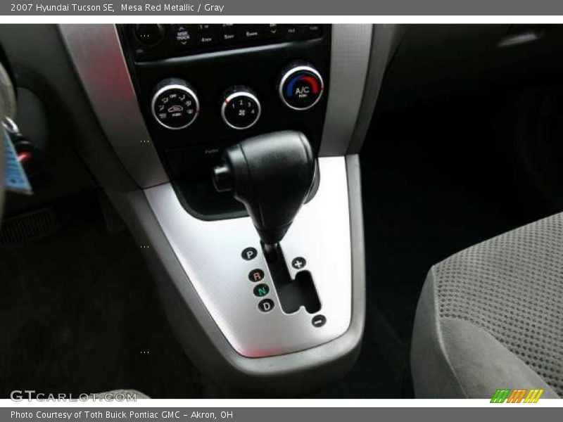  2007 Tucson SE 4 Speed Automatic Shifter