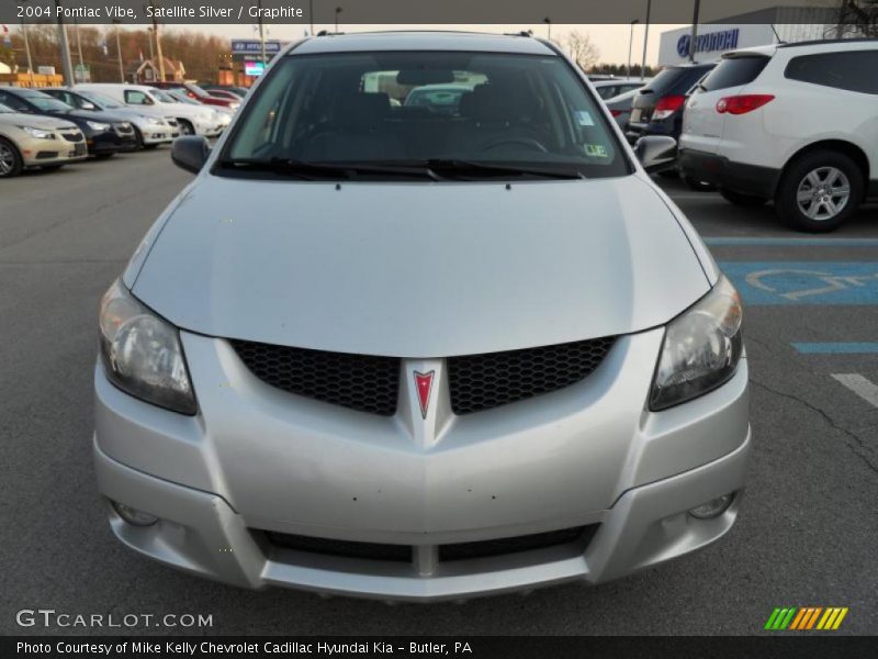 Satellite Silver / Graphite 2004 Pontiac Vibe