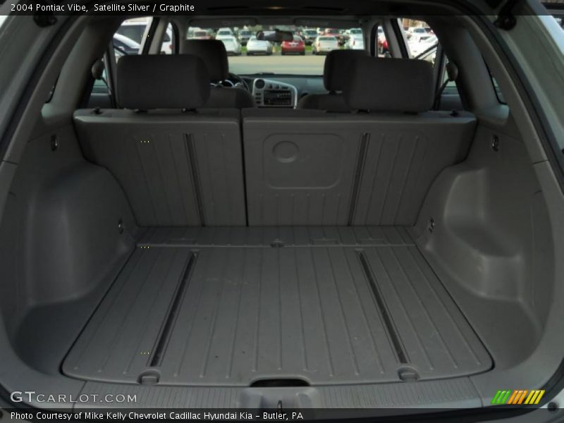 Satellite Silver / Graphite 2004 Pontiac Vibe