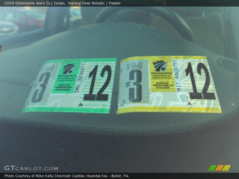 Sterling Silver Metallic / Pewter 2004 Oldsmobile Alero GL1 Sedan