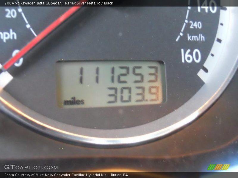 Reflex Silver Metallic / Black 2004 Volkswagen Jetta GL Sedan