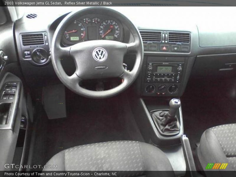 Reflex Silver Metallic / Black 2003 Volkswagen Jetta GL Sedan