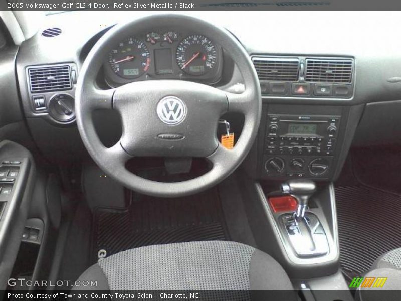 Reflex Silver Metallic / Black 2005 Volkswagen Golf GLS 4 Door