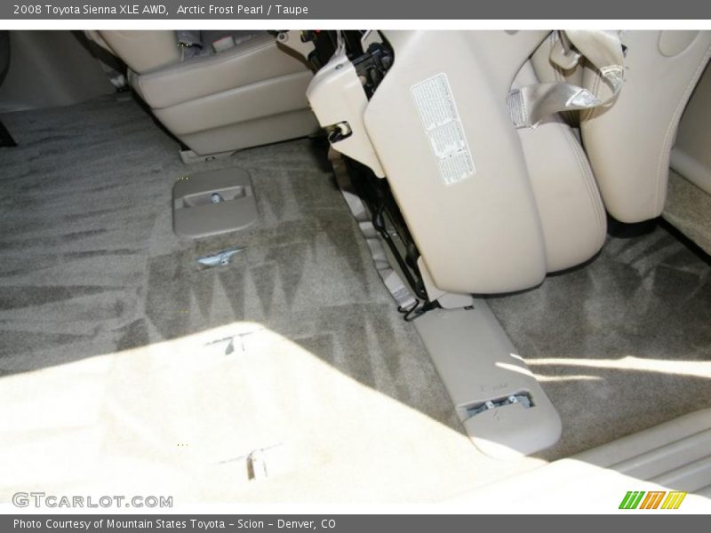 Arctic Frost Pearl / Taupe 2008 Toyota Sienna XLE AWD