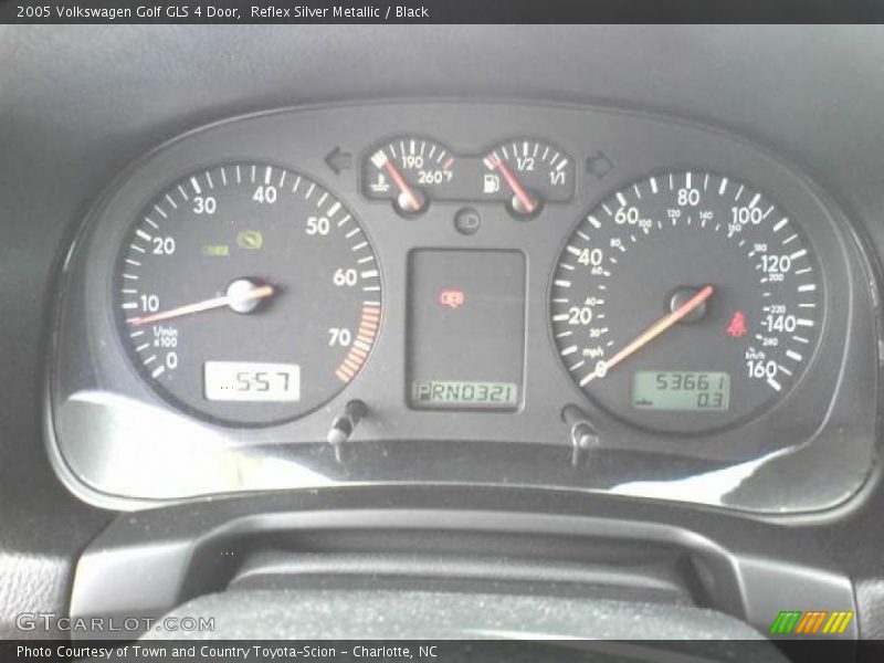 Reflex Silver Metallic / Black 2005 Volkswagen Golf GLS 4 Door
