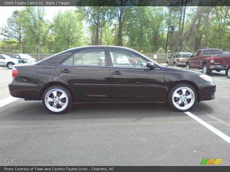  2006 Camry LE Black