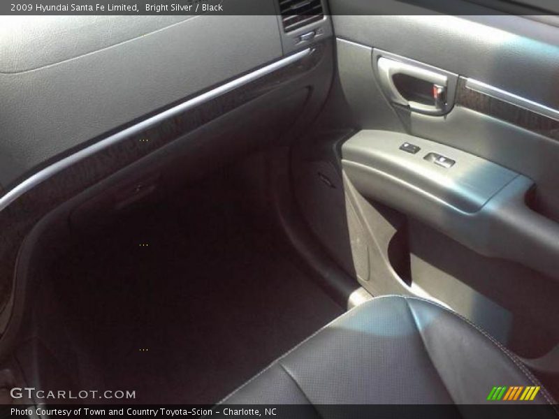 Bright Silver / Black 2009 Hyundai Santa Fe Limited