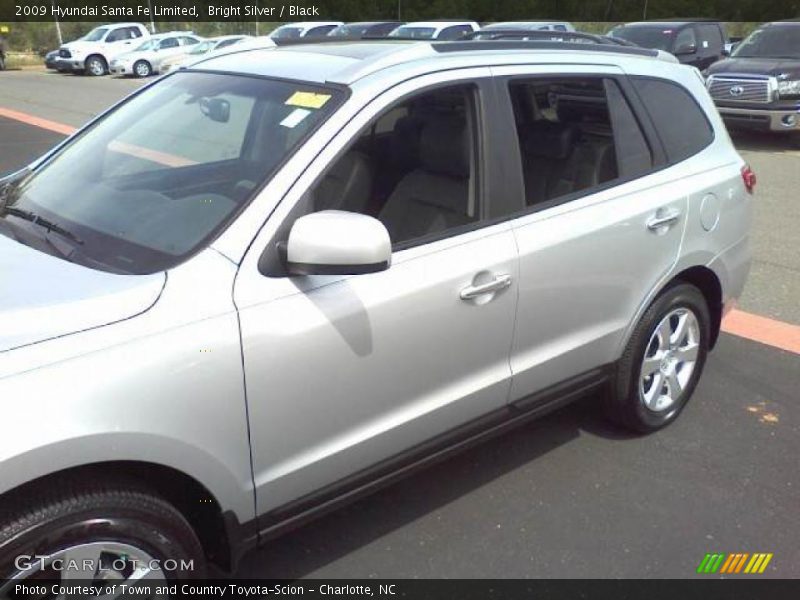 Bright Silver / Black 2009 Hyundai Santa Fe Limited