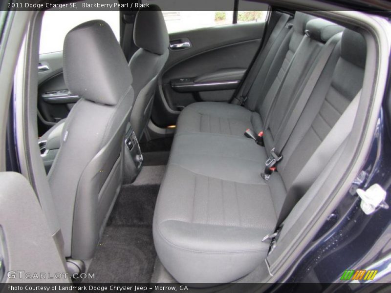 Blackberry Pearl / Black 2011 Dodge Charger SE