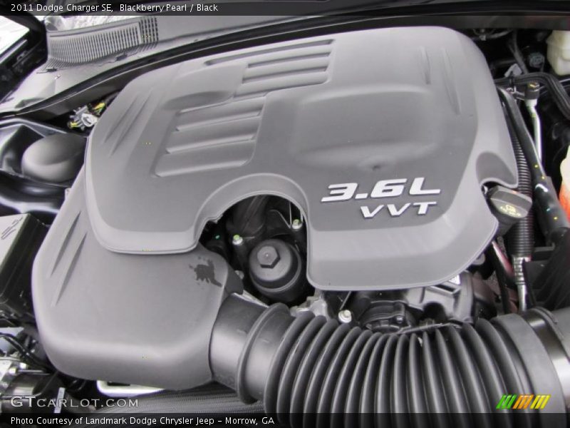 Blackberry Pearl / Black 2011 Dodge Charger SE