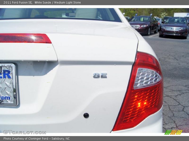 White Suede / Medium Light Stone 2011 Ford Fusion SE