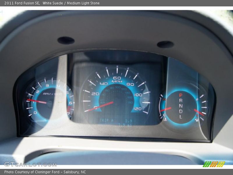 White Suede / Medium Light Stone 2011 Ford Fusion SE
