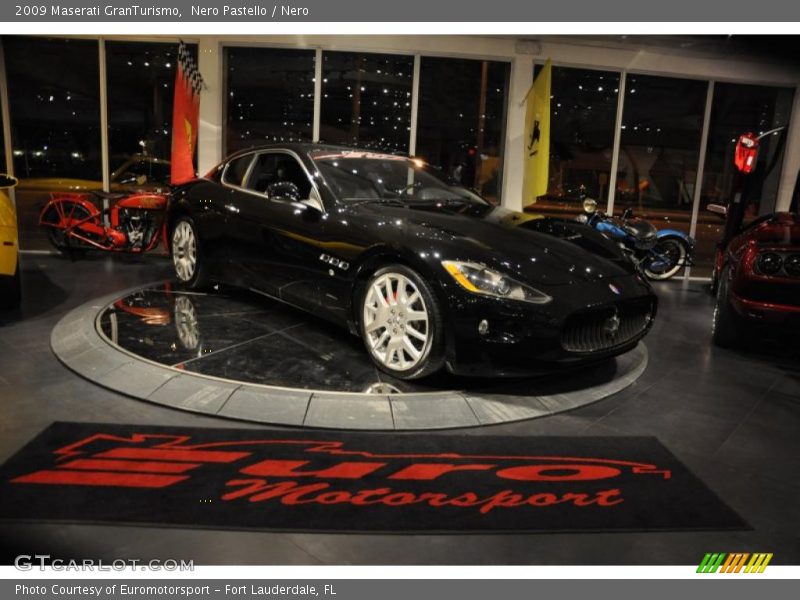 Nero Pastello / Nero 2009 Maserati GranTurismo