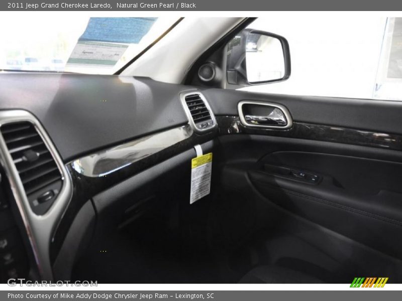 Natural Green Pearl / Black 2011 Jeep Grand Cherokee Laredo