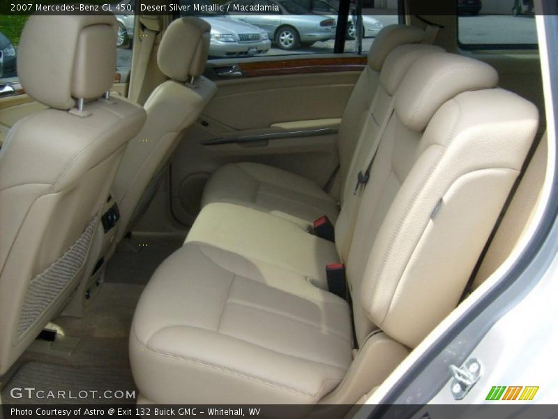 Desert Silver Metallic / Macadamia 2007 Mercedes-Benz GL 450