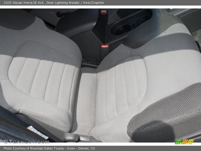 Silver Lightning Metallic / Steel/Graphite 2005 Nissan Xterra SE 4x4