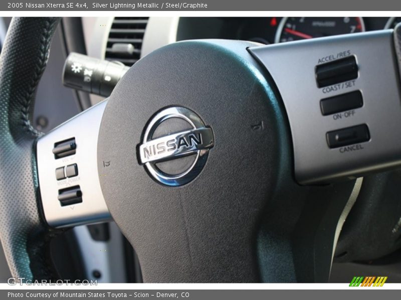 Silver Lightning Metallic / Steel/Graphite 2005 Nissan Xterra SE 4x4