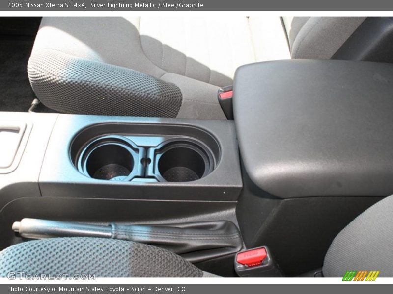 Silver Lightning Metallic / Steel/Graphite 2005 Nissan Xterra SE 4x4