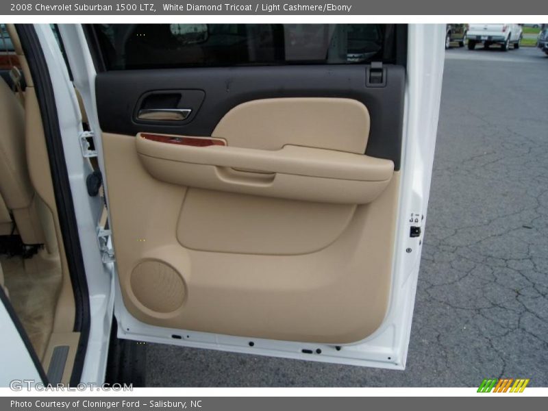 White Diamond Tricoat / Light Cashmere/Ebony 2008 Chevrolet Suburban 1500 LTZ