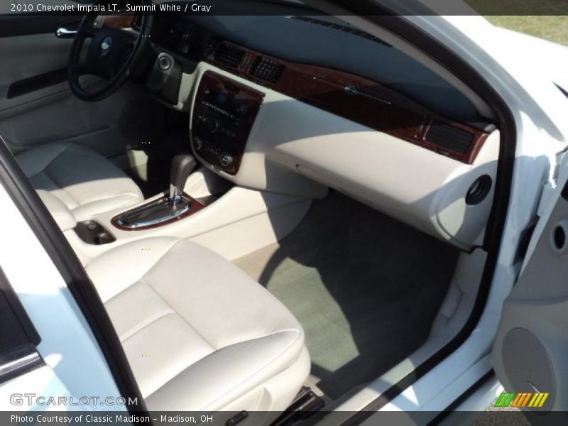 Summit White / Gray 2010 Chevrolet Impala LT