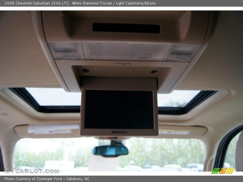 White Diamond Tricoat / Light Cashmere/Ebony 2008 Chevrolet Suburban 1500 LTZ