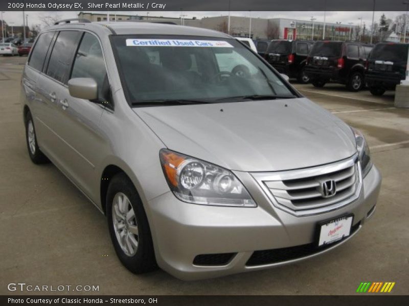 Silver Pearl Metallic / Gray 2009 Honda Odyssey EX