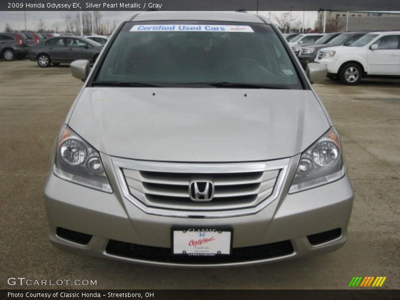 Silver Pearl Metallic / Gray 2009 Honda Odyssey EX