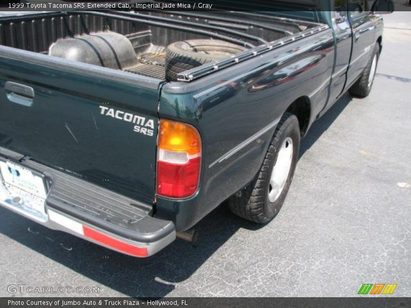 Imperial Jade Mica / Gray 1999 Toyota Tacoma SR5 Extended Cab