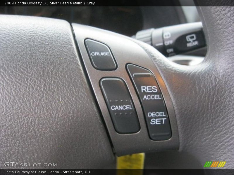 Silver Pearl Metallic / Gray 2009 Honda Odyssey EX