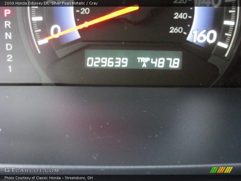 Silver Pearl Metallic / Gray 2009 Honda Odyssey EX