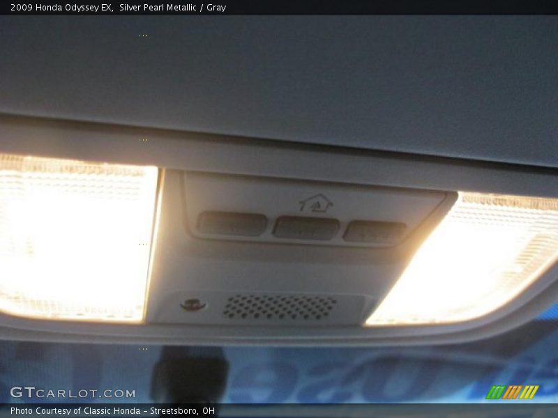 Silver Pearl Metallic / Gray 2009 Honda Odyssey EX