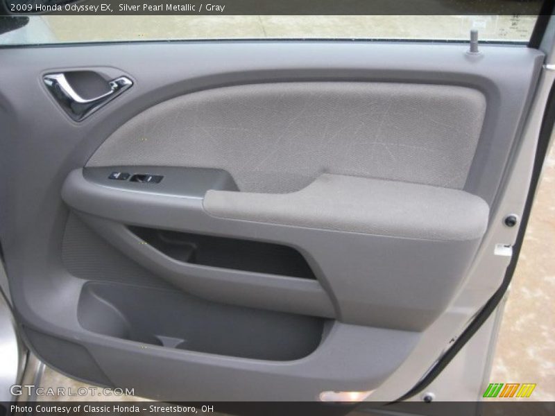 Silver Pearl Metallic / Gray 2009 Honda Odyssey EX