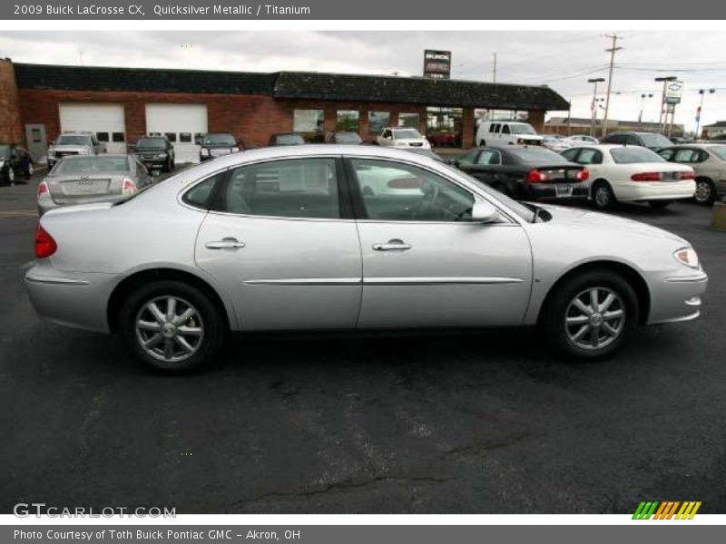 Quicksilver Metallic / Titanium 2009 Buick LaCrosse CX