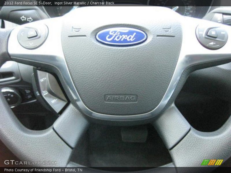 Ingot Silver Metallic / Charcoal Black 2012 Ford Focus SE 5-Door