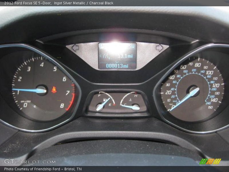  2012 Focus SE 5-Door SE 5-Door Gauges