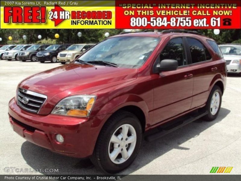 Radiant Red / Gray 2007 Kia Sorento LX