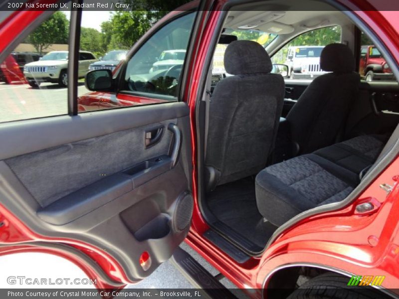 Radiant Red / Gray 2007 Kia Sorento LX