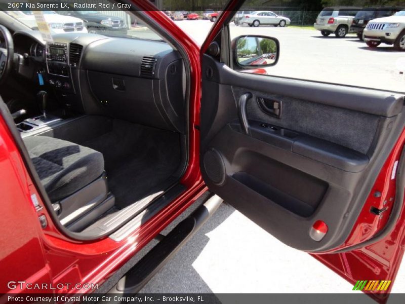 Radiant Red / Gray 2007 Kia Sorento LX