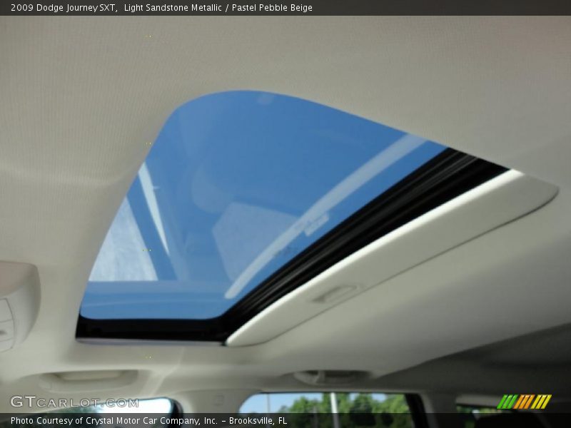 Light Sandstone Metallic / Pastel Pebble Beige 2009 Dodge Journey SXT