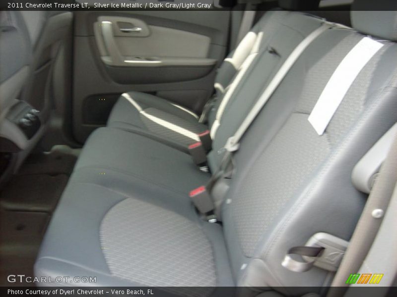 Silver Ice Metallic / Dark Gray/Light Gray 2011 Chevrolet Traverse LT