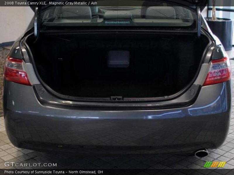 Magnetic Gray Metallic / Ash 2008 Toyota Camry XLE