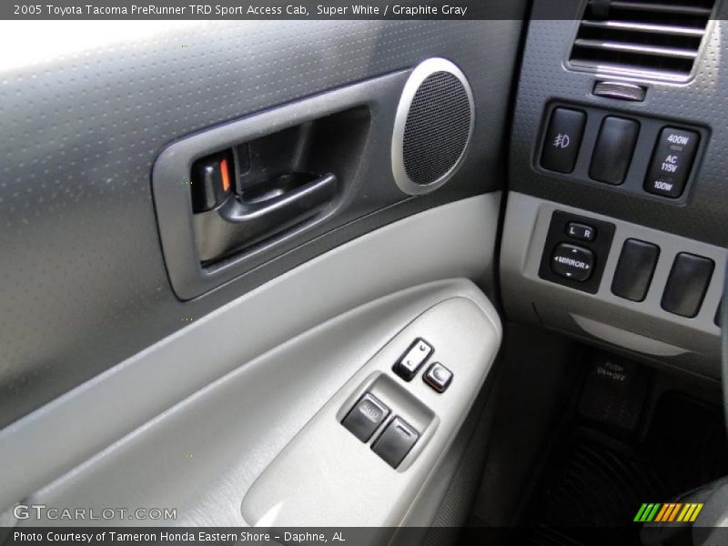 Super White / Graphite Gray 2005 Toyota Tacoma PreRunner TRD Sport Access Cab